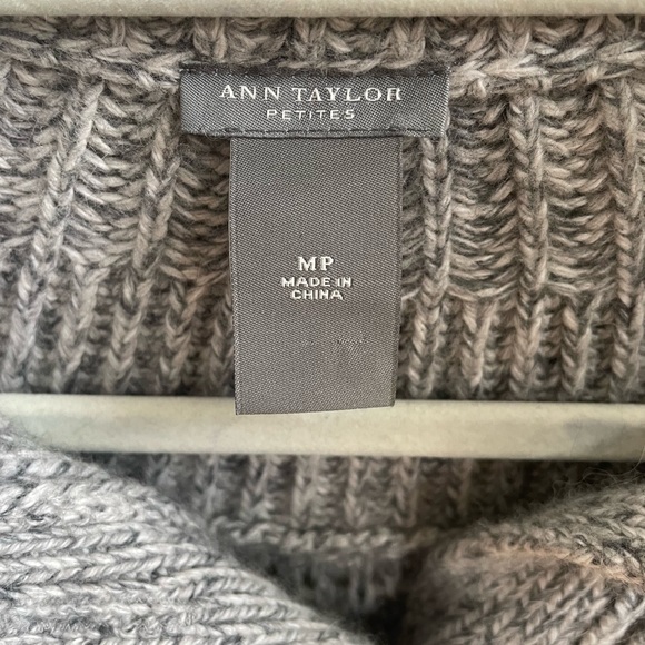 Ann Taylor Petites-Med. Gray Knit Sweater/ Cropped Cardigan - Picture 2 of 5